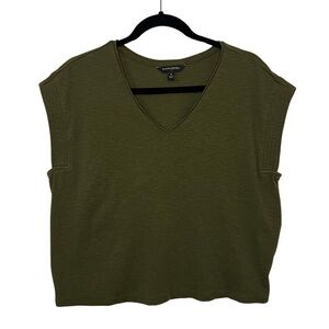 EUC Women’s Banana Republic Army Green Short Sleeve Muscle Tee Size S